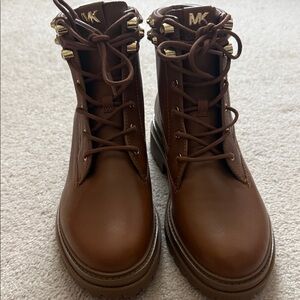 Michael Kors Chocolate Turner Astor Leather Lace Up Boots with Gold Hardware